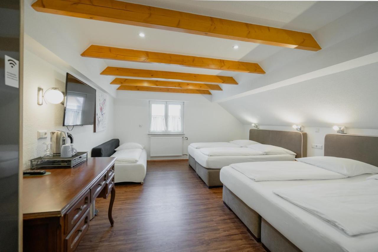 Park Hotel & Gaestehaus Rust Ngoại thất bức ảnh