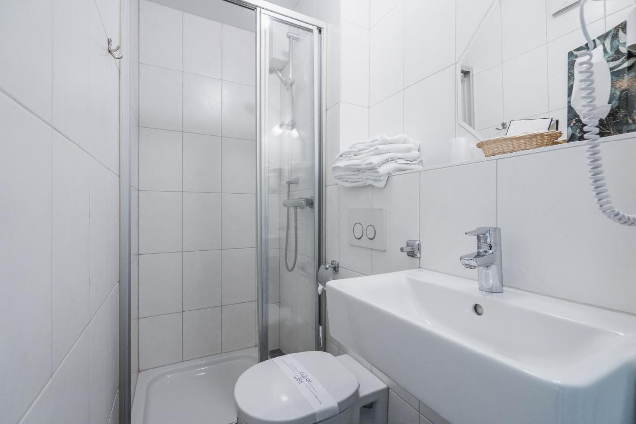 Park Hotel & Gaestehaus Rust Ngoại thất bức ảnh